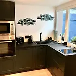 Sea Apartment *